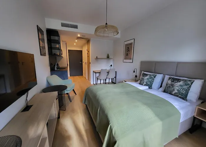 Plac Wolnosci 6 Апартаменти *