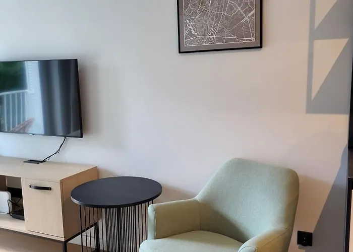 Plac Wolnosci 6 Апартаменты *